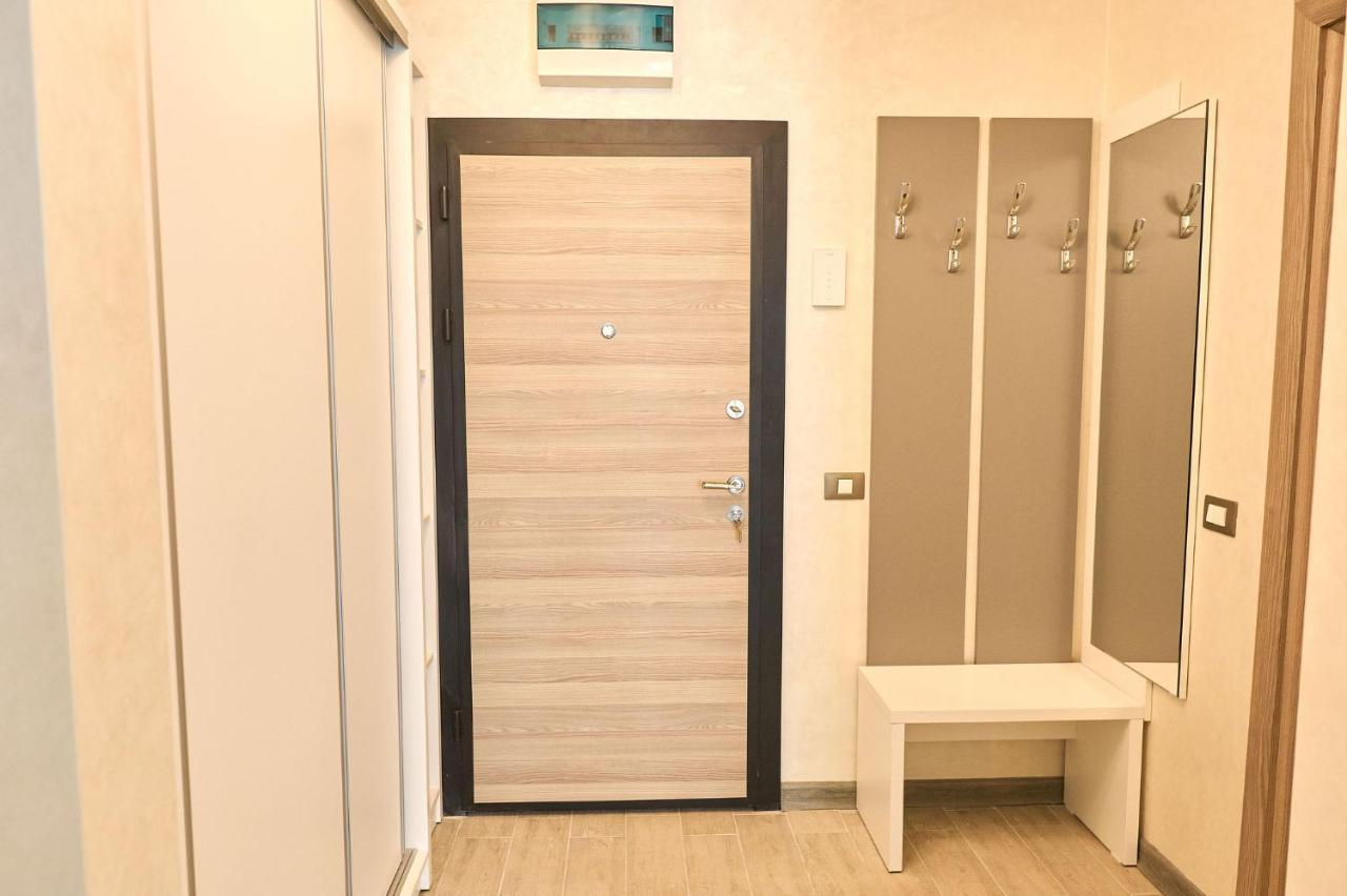 Moonlight Studio - Spa N Pools Beach Resort 마마이아 외부 사진