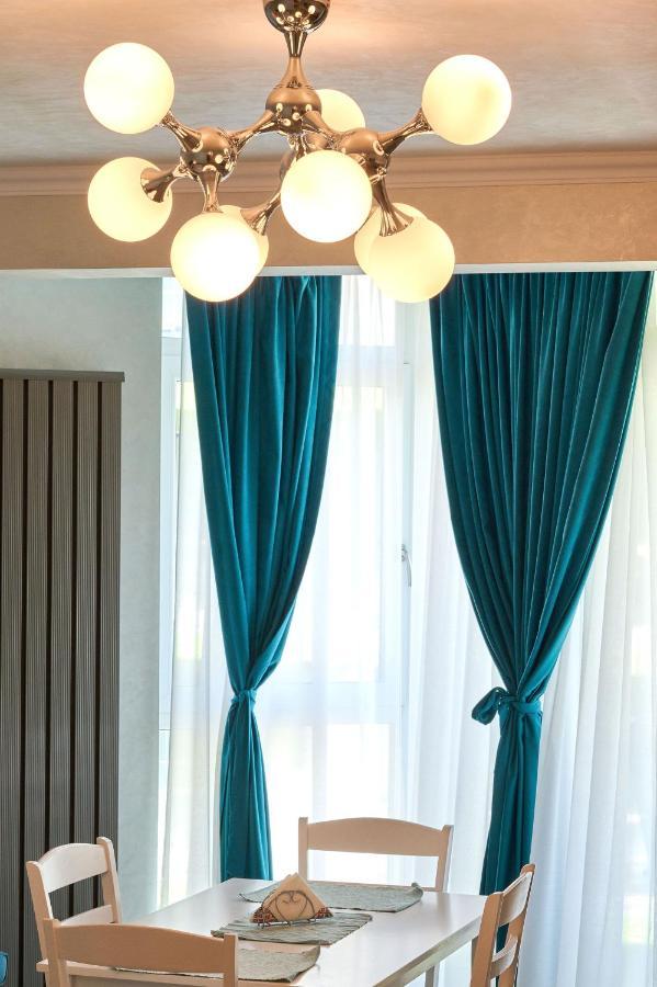 Moonlight Studio - Spa N Pools Beach Resort 마마이아 외부 사진
